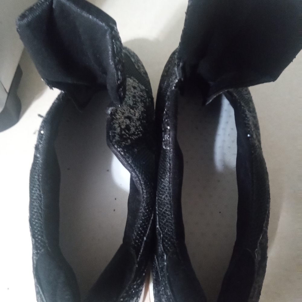Black glitter Women's Tennis Shoes *NEW*